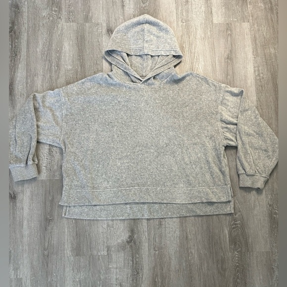 Aerie velour Gray Cropped Hoodie Size Medium - Picture 3 of 6